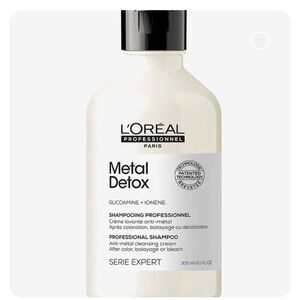 L’Oréal Professionnel – Metal Detox Shampoo